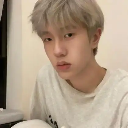 侧脸帅气男头 高清好看的男生头像真人帅气侧脸图片_男生头像_头像屋