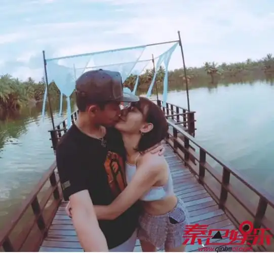 苏醒女友疑似曝光亲密照曝光