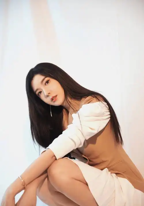 周韦彤女神写真照片