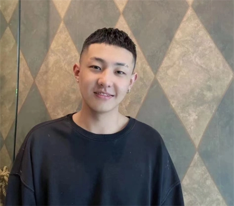 男生帅气栗子头 明星同款短发设计_男士短发 - 美发站