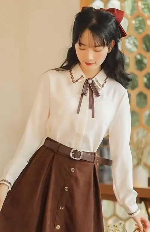 生教师套装穿搭女装春款演讲比赛服装浅蓝色加绒衬衣搭配蝴蝶结绑带s