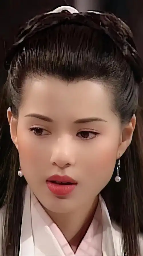 最美小龙女李若彤