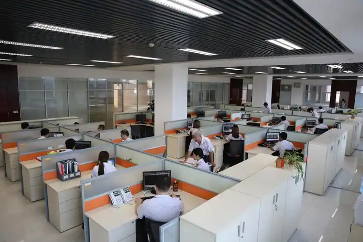 【华建职业培训学校】带薪学技能