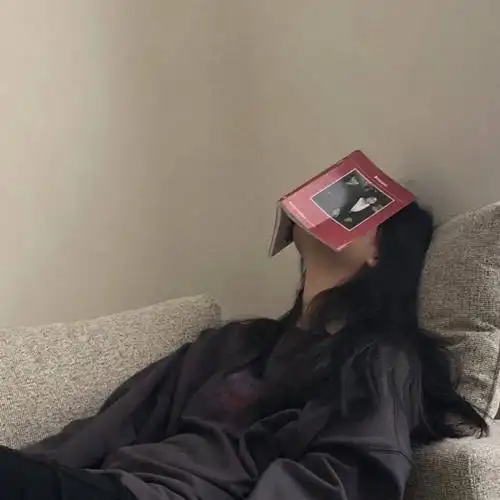 不露脸女头&情头,高级感满满,一看就很"哇塞"!_高冷