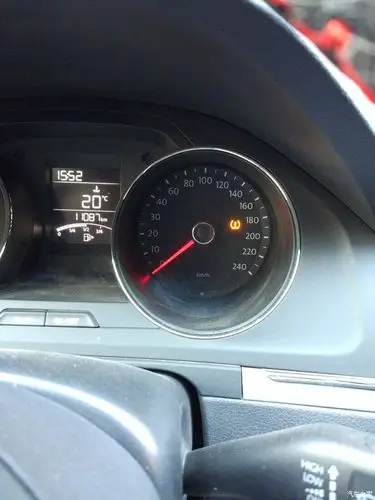 求助 宝来胎压灯老是提示 我测的胎压正常