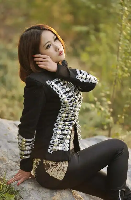 西沽公园外拍人像(模特~卫燎)原片稍作裁剪