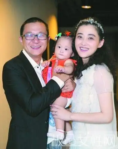 曾剑第一任妻子