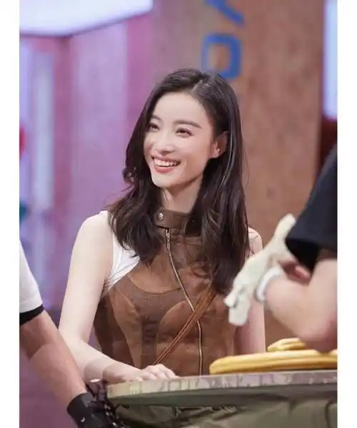 都夸"倪妮"长得好看,究竟好看在哪?和杜鹃,刘亦菲对就知道了