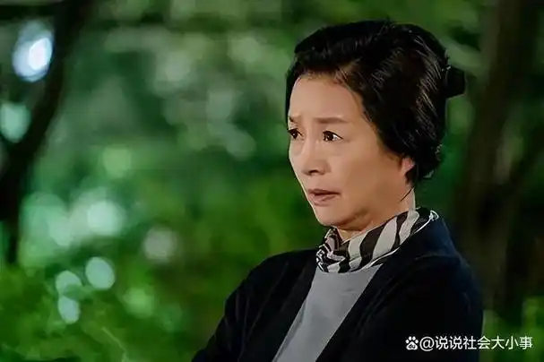 我是张倩,一个单身多年的29岁女性,眼看着其他人都迈入婚姻,我也渴望