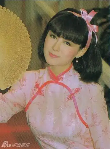 两人离婚一年后,陈鸿烈曾主动提出复婚,但潘迎紫不同意复婚.