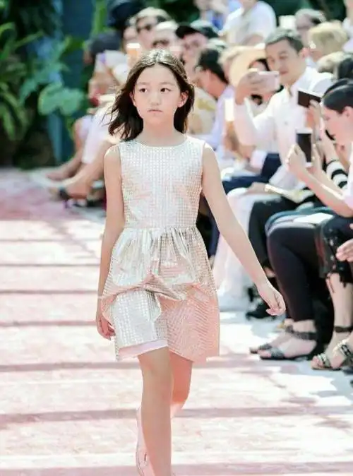 都是王菲的女儿,窦靖童与李嫣却活成了完全相反的样子是何原因?