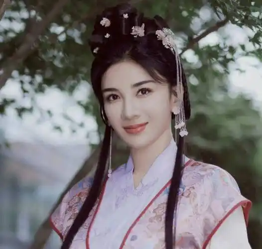 黄奕时隔23年再次扮演李玉湖,你认为旧版好看还是新版好看?