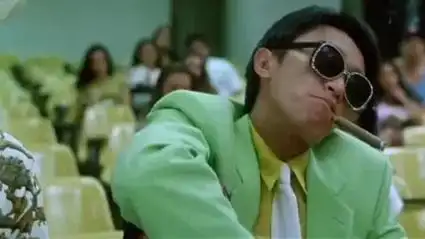 不用我说大家也都知道这是周星驰的《百变星君》了,满满的回忆!