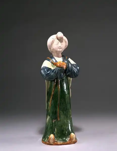 唐代的"事业线":唐代女性服饰的"尺度"