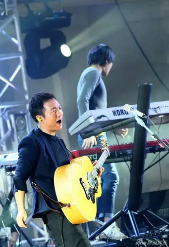 许巍新专辑首唱会