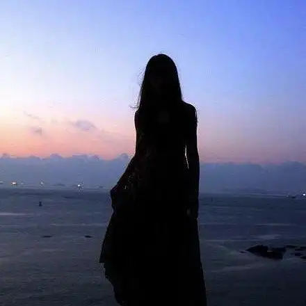 一个人绝望伤心的句子读到心碎