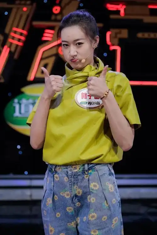 开门大吉》准时等你们一起按铃~~我们不见不散哦~《衣尚中国》首播,李