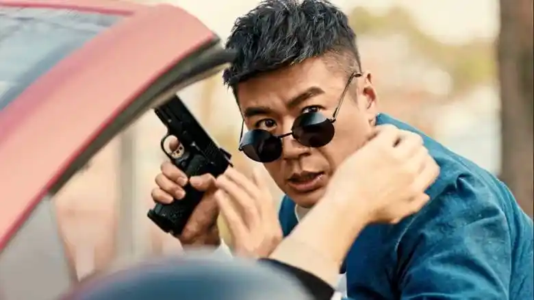 功夫战警第1集:特警队机场抓捕高迪巧遇辛小晶,张蓝去武校招人_秦颂