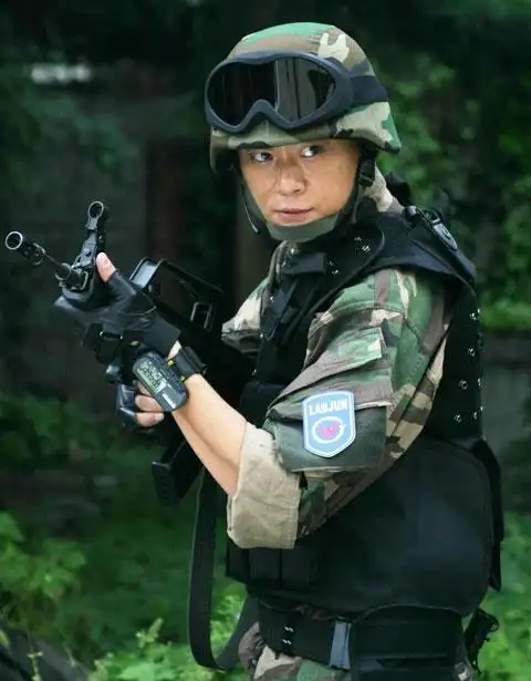 电视剧《绝密押运》主演王斑简介