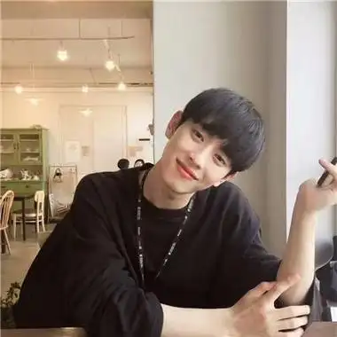 比心帅气男头五官清晰男生头像图片