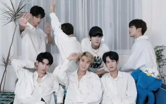 hlt男团南昌公演直播_哔哩哔哩_bilibili