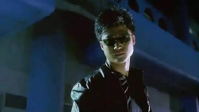 男儿本色:吴京当反派太强悍了,一拳一个小朋友