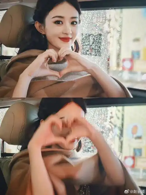 赵丽颖晒照宣传新剧,对镜比心甜如初恋,指甲漆黑引争议_腾讯新闻