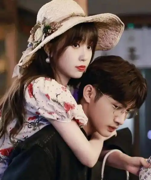 张彬彬拍到吻戏就脸红,温柔绅士又帅气,是最完美的男朋友_杨幂_马尚和