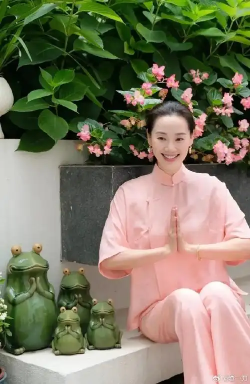 西华,林依轮老婆.