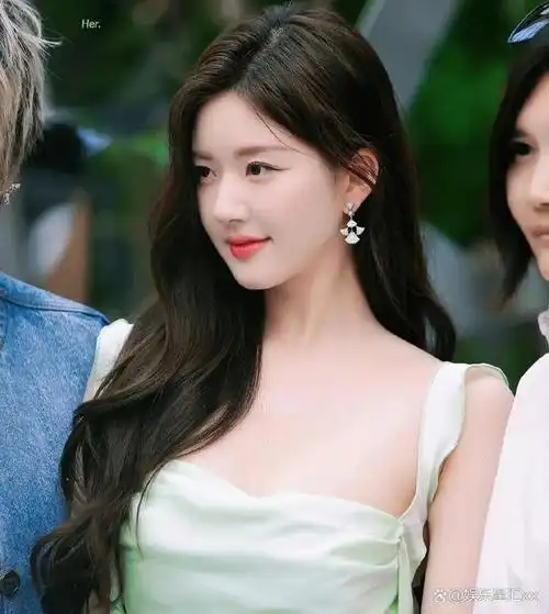 赵露思是韩网豆瓣排名中国女艺人第一,网友:很难评价