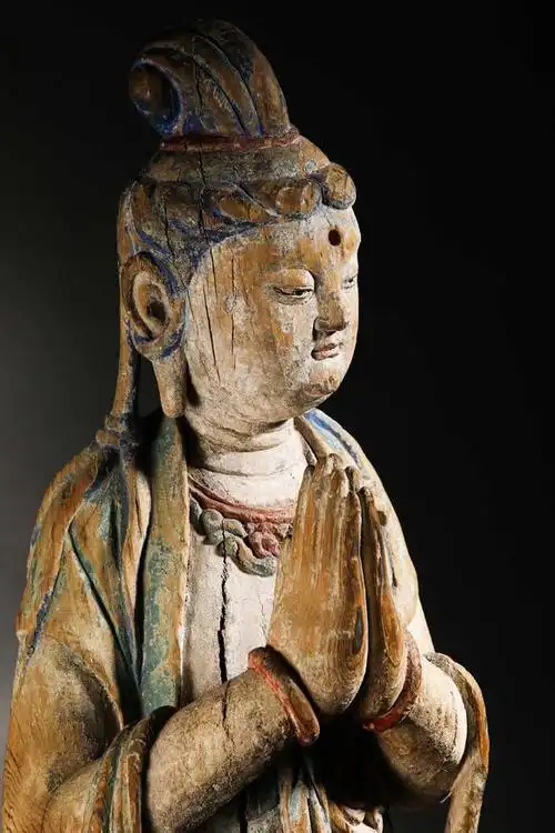 明代木制观音像