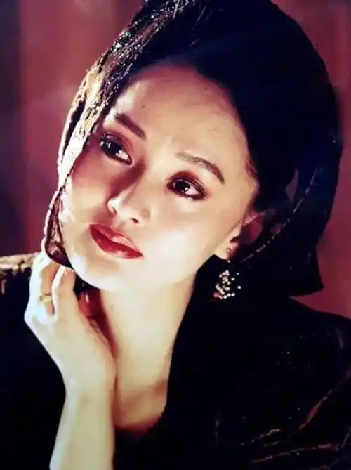 大宋佳:31岁为爱离婚,却因一包"毒血浆"让女儿愧疚20年_张学津_张君秋