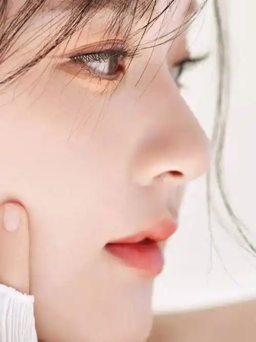 赵露思高清美图分享颜值出众