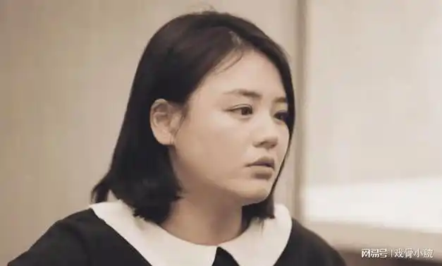 马思纯又美回来了曾因抑郁发胖臃肿如今现身巴黎干练又漂亮