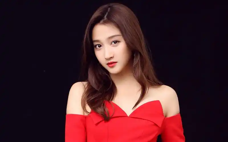 「影视」鹿晗关晓彤恋爱:每个人都有爱与被爱的权利