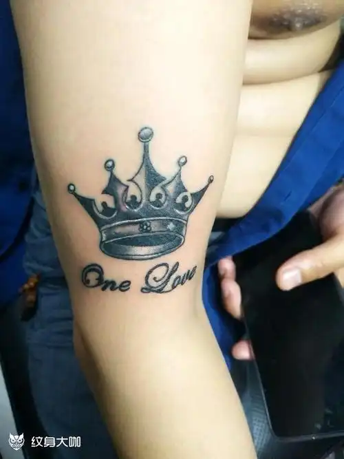 皇冠_纹身图案手稿图片_烈火的纹身作品集