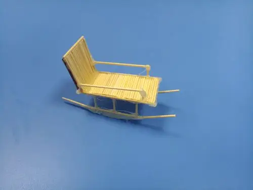 在上游学校有一门时刻彰显实践能力,创新思维和工匠