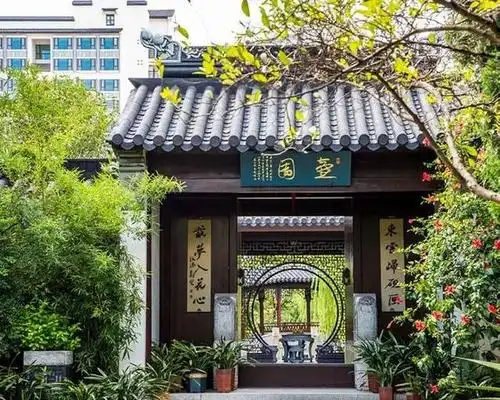 国培计划专家,华发教育公司艺术总监,珠海容闳学校副董事长常晓冰在