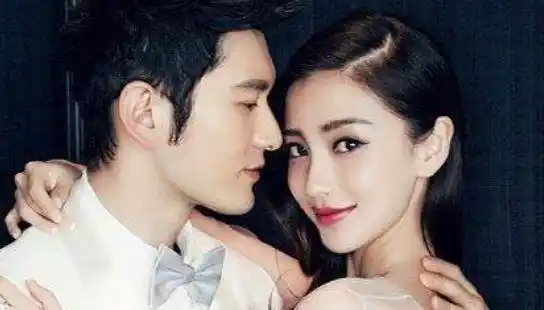 黄晓明深夜脸贴脸拥抱美女,毫不避嫌关系极好,被指已和baby离婚_网友