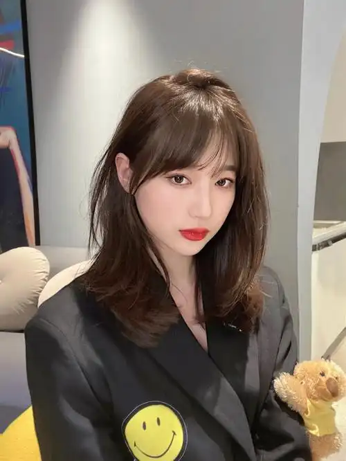 适合圆脸方脸初恋锁骨发真正免打理发型