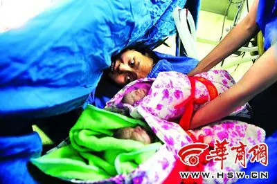 协力同心军嫂产下龙凤胎(图)
