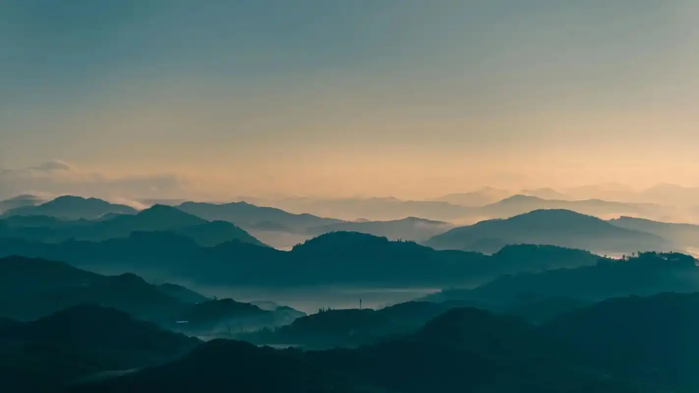 "我生来就是高山而非溪流"#日出云海 #尼康 #富士 #一起 - 抖音