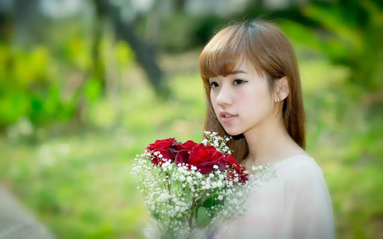 清纯活力的校园美女生活照电脑桌面壁纸高清大图预览1920x1080_美女