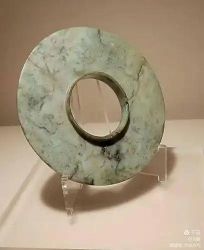 参观三星堆博物馆