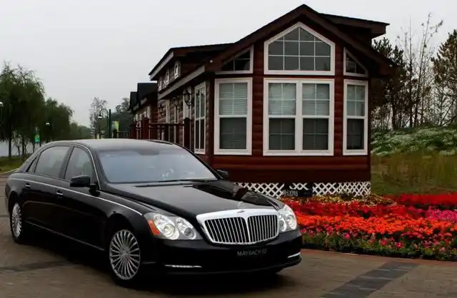 马云的座驾迈巴赫62s,你知道奢华到什么程度吗?_东方汽车