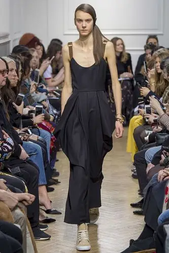 w.anderson fall 2017 ready-to-wear collection.