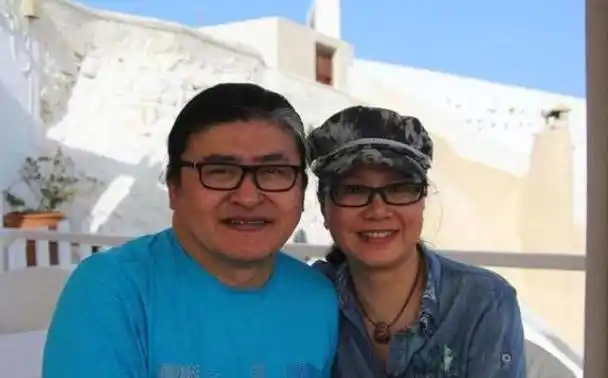 刘欢与老婆相识9天就闪婚相守30多年却依旧把妻子当作宝