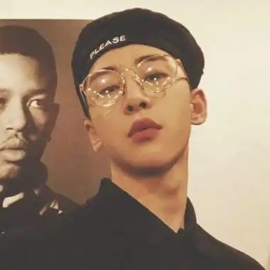 标签:男生头像,霸气,帅哥,超酷