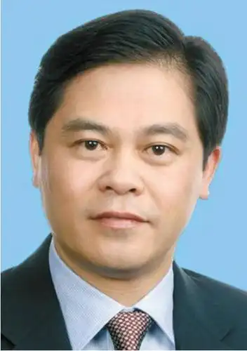 省人大常委会主任)蔡奇代表(北京市委书记)