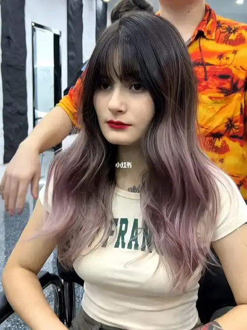 有一段黑发尴尬期